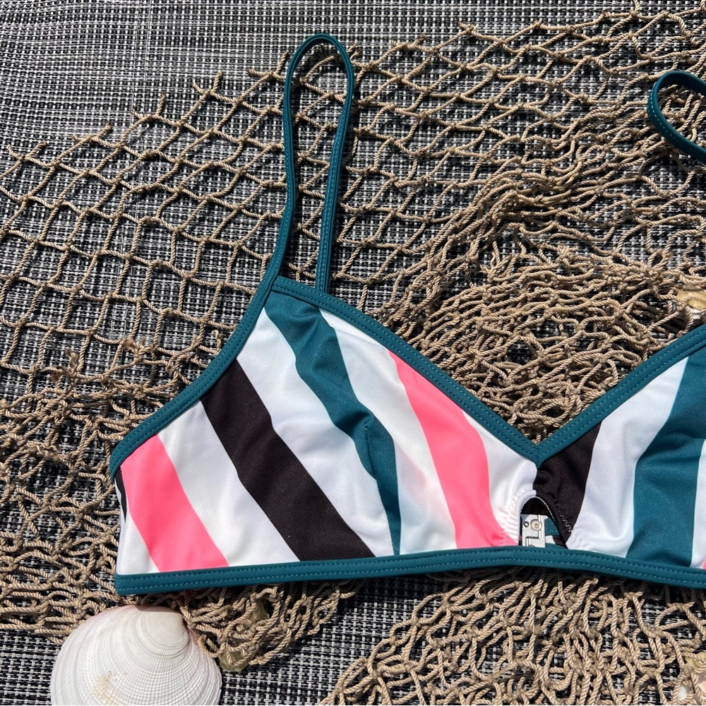 Solid & Striped Thea Bikini Size Medium Nwot - image 5